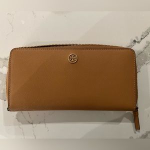 EUC Robinson Continental Leather Zip Wallet Bistro Brown